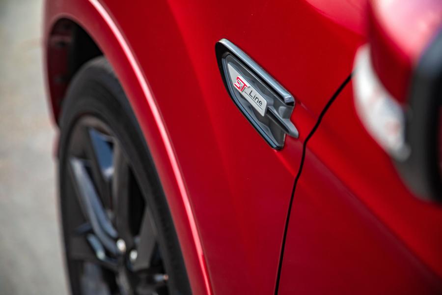 Детали экстерьера Ford Kuga ST-Line 2018 года  (ZA) (фото 11 из 35)